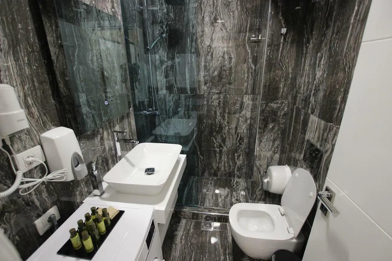 Brilant Luxury Apartment Gjirokaster 0*,