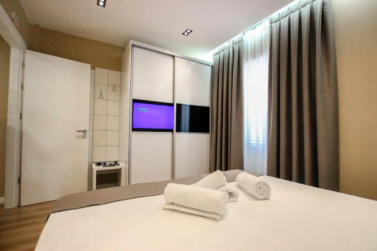 Brilant Luxury Apartment Gjirokaster Albania